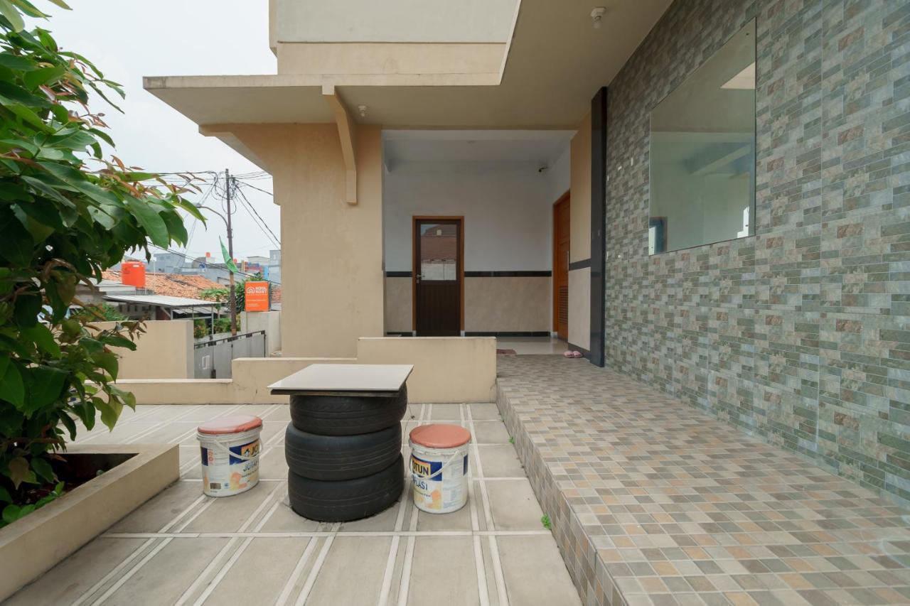 Koolkost Syariah Near Kampus Utama Universitas Budi Luhur Mencil Exterior foto